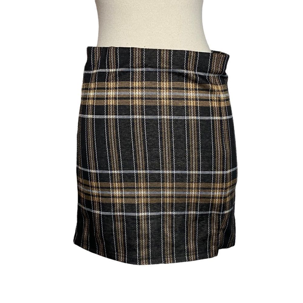 Hesperus Plaid Mini Skirt Size Medium Black Tan - Picture 1 of 8